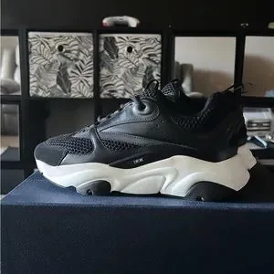 Black /white Dior runners size 40.5 (7.5) men Dior | Shoes | Black White Dior Runners Size 45 75 Men  main image 2